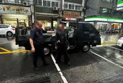 影/淡江大橋違規男無牌機車遭扣！竟偷貨車載車又被逮