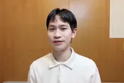 Andy被爆與美女經紀人海邊親密互動　否認緋聞：一群友人出遊