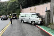 影/新北瑞芳酒駕死亡車禍　廂型車逆向撞飛騎士
