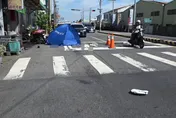影/上班時間噩耗！民雄82歲翁遭大貨車當場輾斃　倒臥血泊