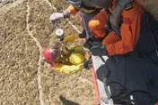 影/台中油婆蘭營地山友跌倒「水晶體位移」意外　黑鷹直升機吊掛救援