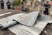 台中女墜落砸爛車棚「卡死」命危！消防架梯送醫急搶救