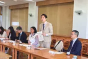 民進黨糗爆！官方臉書造謠「蹭公費出國」翻車　羅廷瑋曬鐵證狠打臉