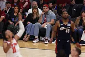 NBA/泰勒絲屁股坐滿48分鐘　東冠G3場邊席座椅上架賣