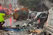 新竹氣爆宛如災難現場！碎片滿布、市府派機具開路