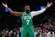 NBA/「雙探花」真要拆了？綠衫軍瘋搶字母哥　布朗恐成交易籌碼