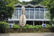 台北人一甲子回憶！圓山保齡球館驚傳熄燈　老球友搶救球具