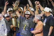 NBA/降薪1億美元換冠軍無悔　布朗森霸氣喊話：遊行後準備衛冕