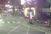 影/新北2男為了一袋檳榔當街互毆　全被警帶回法辦