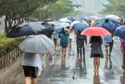 梅雨季尾聲再飆36度「1週恐生2熱低壓」　西半部午後防大雨