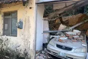 端午節驚魂！基隆通明街土石崩塌　房屋車輛全遭殃