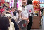 不辦桌改吃鍋！陸新人海底撈辦婚禮　費用曝「30桌只花11萬」