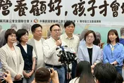 體驗學生餐盤！黃世杰：實質讓孩子吃得營養吃得好