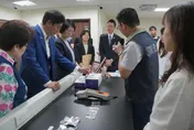 調查局開發毒品快篩試劑　翁曉玲讚台灣之光：比無人機更有市場潛力