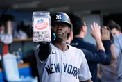 MLB/洋基教頭才罵人　「爵士哥」開轟後秀整罐棒棒糖