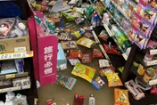 影/直擊台南大淹水！崑山科大水深及膝　仁德超商泡水裡