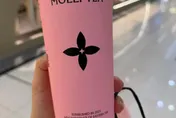 與LV老花幾乎一樣！陸茶飲「茉莉奶白」挨告侵權　判賠千萬台幣