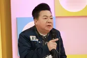 董至成昔「被火燙臉」痛苦倒地送醫！胡瓜：包得跟木乃伊
