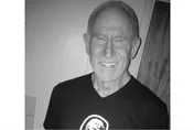 臨終停止洗腎！《衝鋒飛車隊》凱爾尼爾森逝世　享壽 76 歲