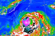 巴威颱風在減弱！戴立綱揭「衛星圖對比」：沒有增強