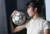 專訪/一個人的世界盃！台灣女生陳佑淨「雙膝韌帶斷裂」踢出奇蹟之路