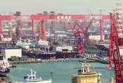 衛星直擊！陸打造「全球最大補給艦」　航母戰力恐再升級
