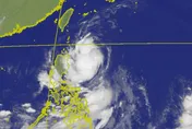 颱風外圍環流逼近！8級強風狠颳「7縣市」　深夜外出注意