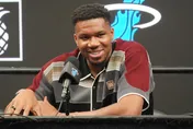 NBA/嘆「跳脫舒適圈」離開公鹿很難！字母哥：未來願接納我的話想回去