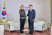 黃仁勳會李在明送「見面大禮」　宣布與SK5000億美元合作