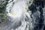 南方雲系北移！雨彈狂炸「9縣市」　雷神降臨「4地」