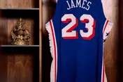 NBA/費城76人正式宣布簽下詹姆斯　將穿23號球衣