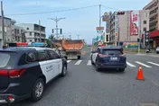 高雄林園死亡車禍！聯結車右轉撞機車　78歲婦摔落遭輾斃