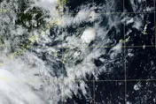 雷神午後降臨！對流旺盛炸「8縣市」　強風暴雨下到晚上