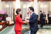 接待美跨黨派議員訪團　賴總統致贈「漢光限定」伴手禮