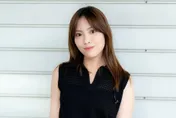 大馬歌手陳佩賢突宣布「結婚了」！廣發喜帖、喜餅　7年對象曝光