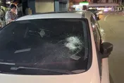 一中街泡沫紅茶店爆鬥毆！男遭球棒攻擊　6惡煞砸車後逃逸