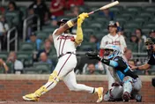 MLB/馬林魚外野手「把球震出牆」　阿庫尼亞外野飛球變全壘打