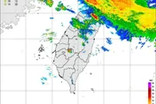 北台灣下半天開始強風豪雨！鄭明典：颱風雨帶接觸了