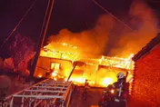 影/嘉義東石火警！白海豚颱風夜平房燒毀　幸無人傷亡