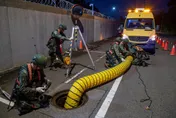 影/漢光42號模擬敵火中斷通信　第6軍團野戰搶修光纖電纜