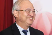 台大醫學院院長吳明賢昏迷逾月　余忠仁：將轉長期照顧