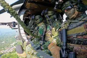 影/UH-60M機降神兵　陸軍特戰官兵空中滲透敵後突擊