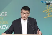 影/記者問「北戴河密令是特工躲床底偷聽」？梁文傑：總統接獲很多資料