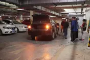 超衰！陸男不知鄰居「醉躺車道」　「視線死角」輾過對方慘死