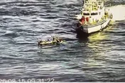 SUP立式划槳遇強流！3遊客受困鼻頭角外海　海巡急救援