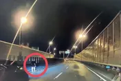 影/不熟路況誤闖！高雄大中路高架橋「黑衣女行走」駕駛嚇壞