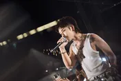 鼓鼓寵粉簽到舞台拆除！12月攻北流藏「神秘機關」 見歌迷專輯淋濕舉動超暖