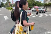 陳幸妤喝隔夜飲料！醫警告「拿鐵放一晚」細菌恐增萬倍