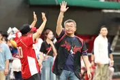 中職/台啤妹大巨蛋遭「鹹豬手」！會長蔡其昌怒了：禁止這種人再進場