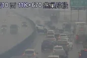 國道10號燕巢段車禍　休旅車自撞分隔島騎護欄